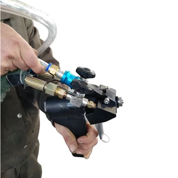 Портативный автоматический пистолет-распылитель полиуретановой краски для стен для вспенивающей машины P2 пистолет-распылитель